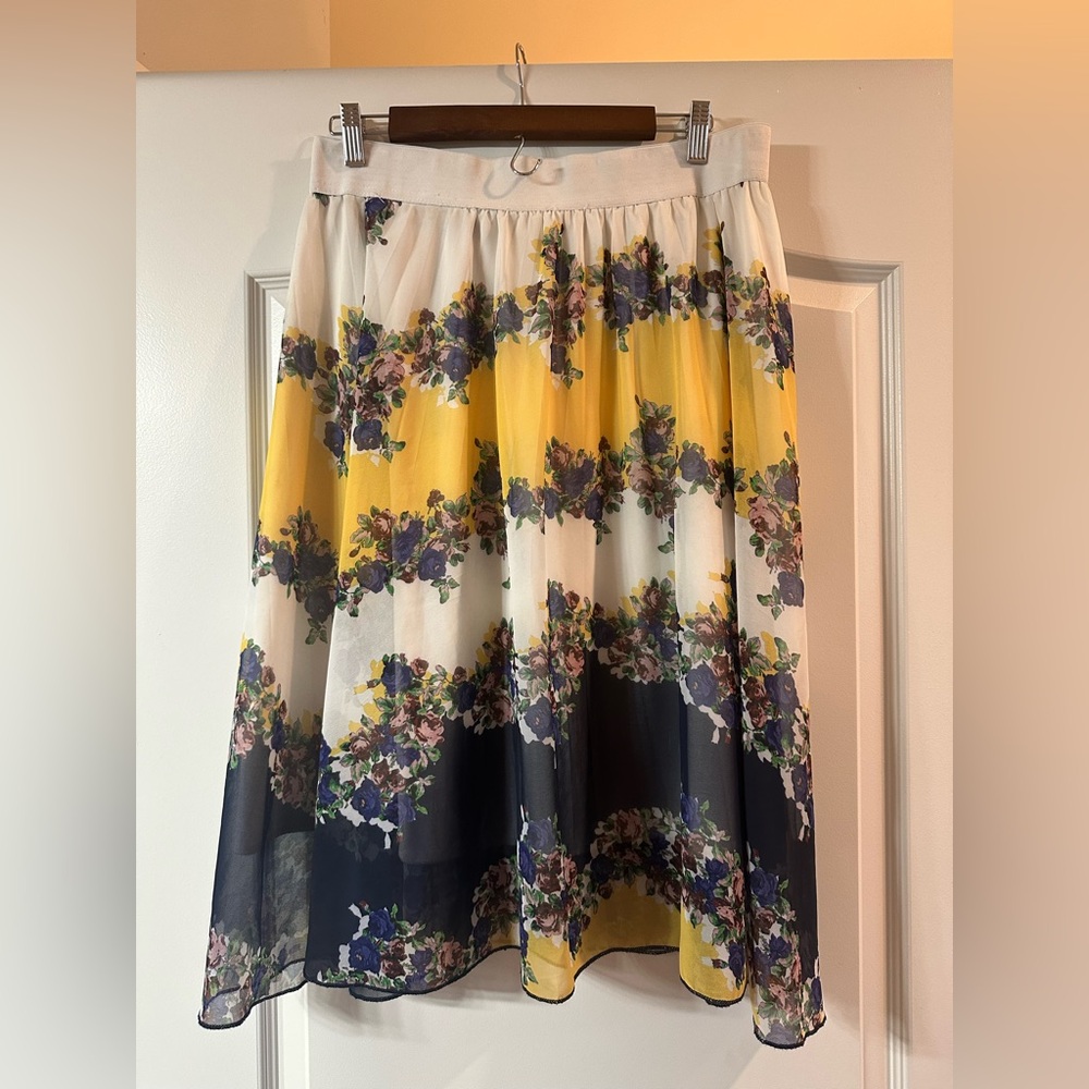 Metro Wear Yellow and Blue Floral A-Line Skirt